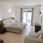 Zeus Throne Ii Apart Otel Afión
