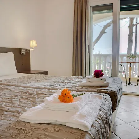 Zeus Throne Ii شقة فندقية Afión